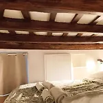 Navona Escape Cozy Loft Apartman